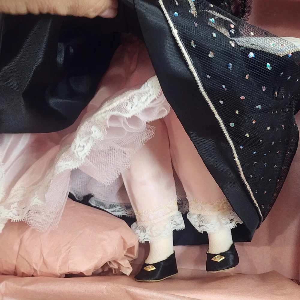 Madame Alexander Jane Pierce First Lady Doll 1515 Black Gown Series III 8